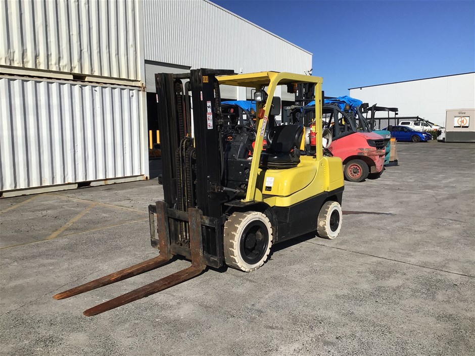 <p>Hyster H3.5TX Counterbalance Forklift</p>