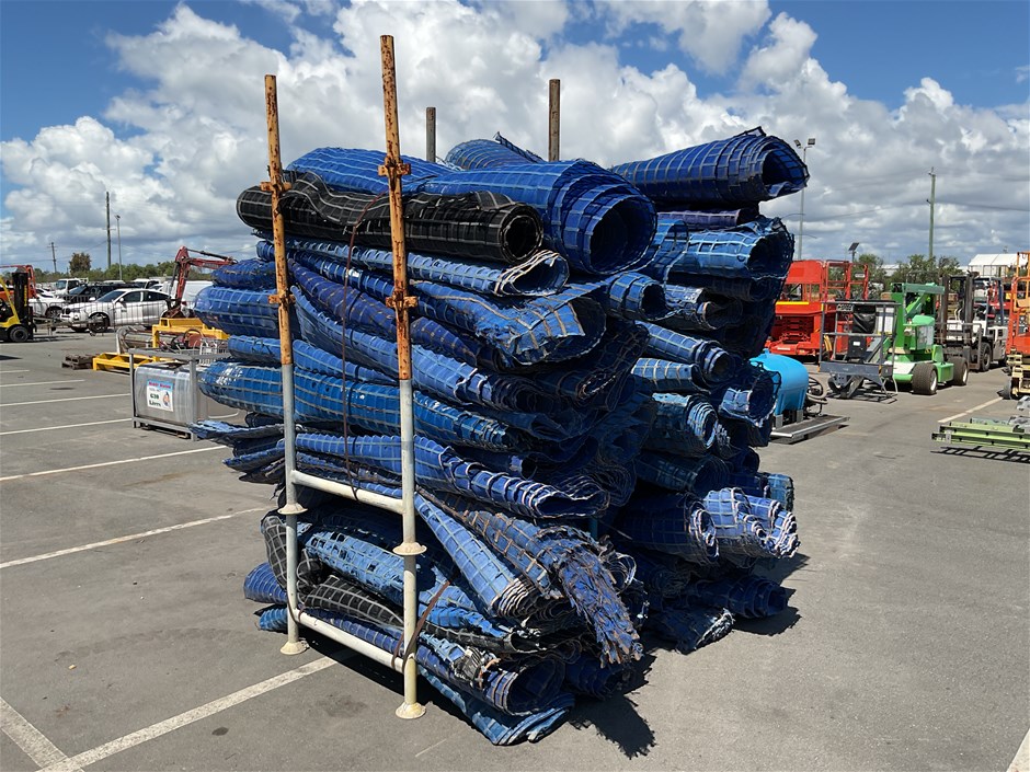 <p>Qty Of Mesh Sheets</p>