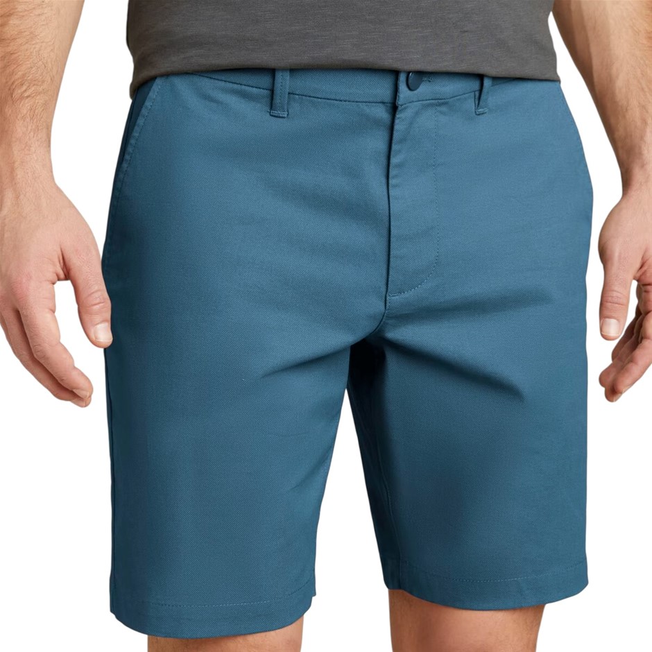 ENGLISH LAUNDRY Men's Flat Front Short, Size 36, 98% Cotton, Medium Blue.
