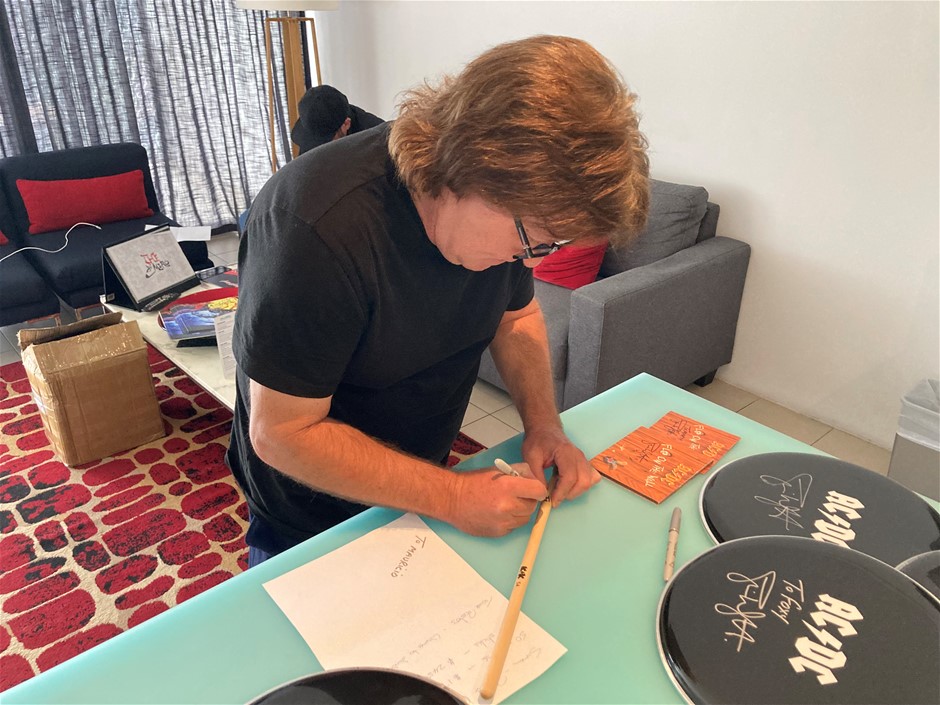 ACDC SIGNED DRUMSTICK