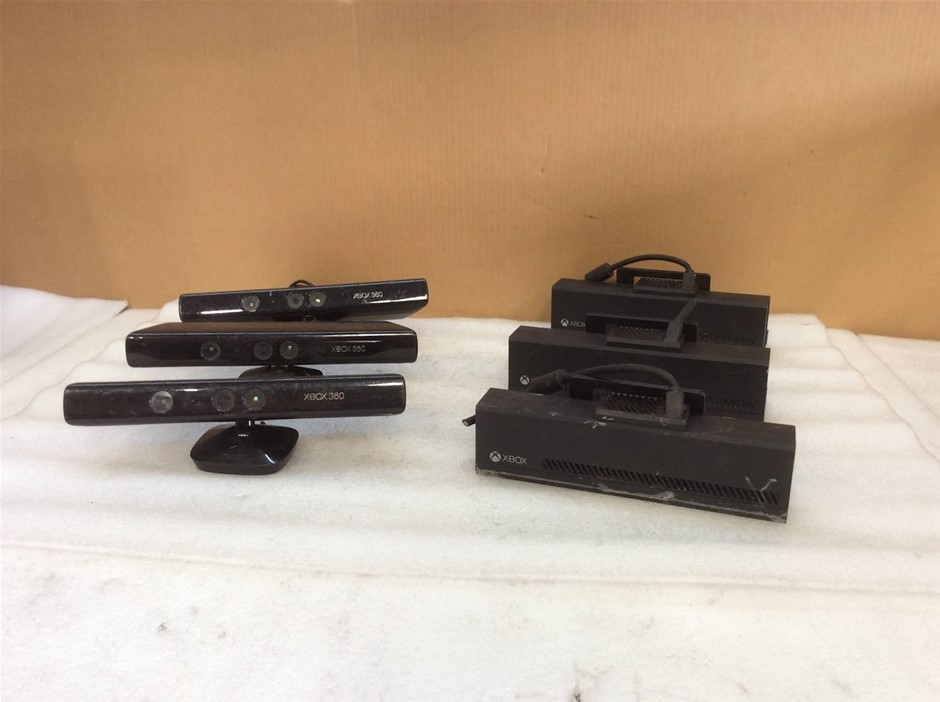 Microsoft Xbox 1520 and 1414 Kinect Sensor Motion Camera (Lot of 6)