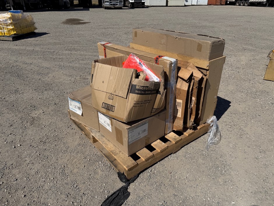 <p>3 x Baby Changing Stations</p>