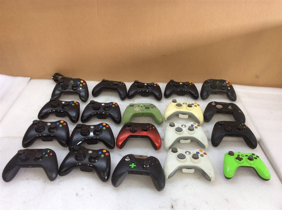 Mixed Microsoft Xbox Wireless Controllers (Lot of 20)