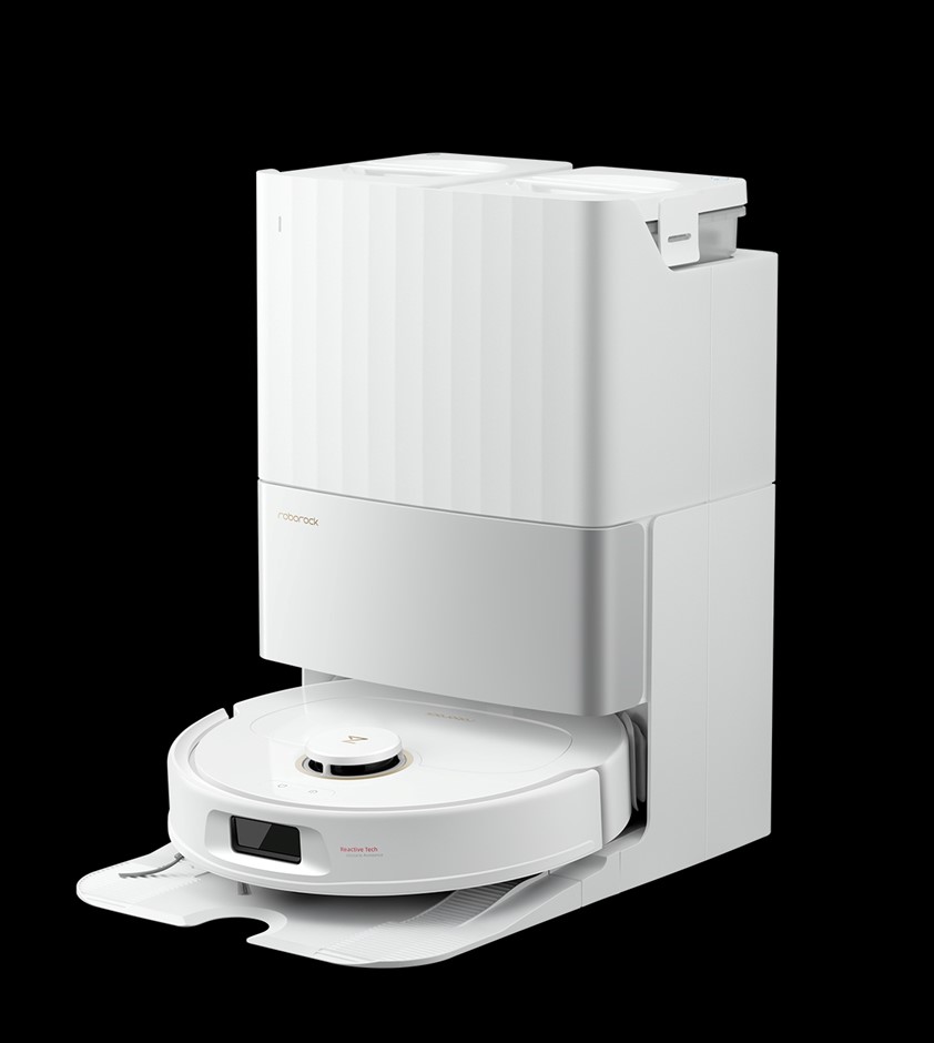 ROBOROCK Qrevo C Robotic Vacuum Cleaner and Empty Wash Fill Dock. Import