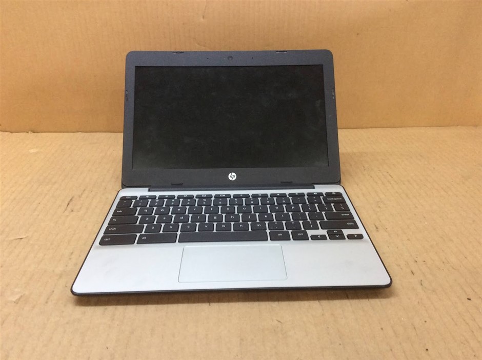 HP Chromebook 11 G5 Laptop Celeron N3060 2GBRAM 16GB Black