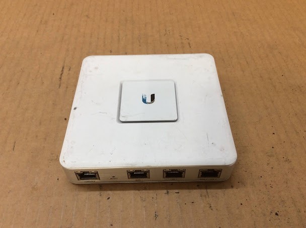 Ubiquiti UniFi USG Security Gateway