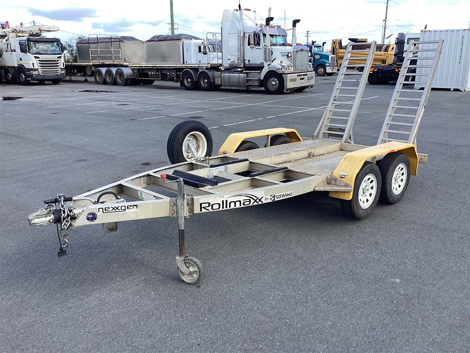 <p>2021 SureWeld SW2600 Tandem Plant Trailer</p>