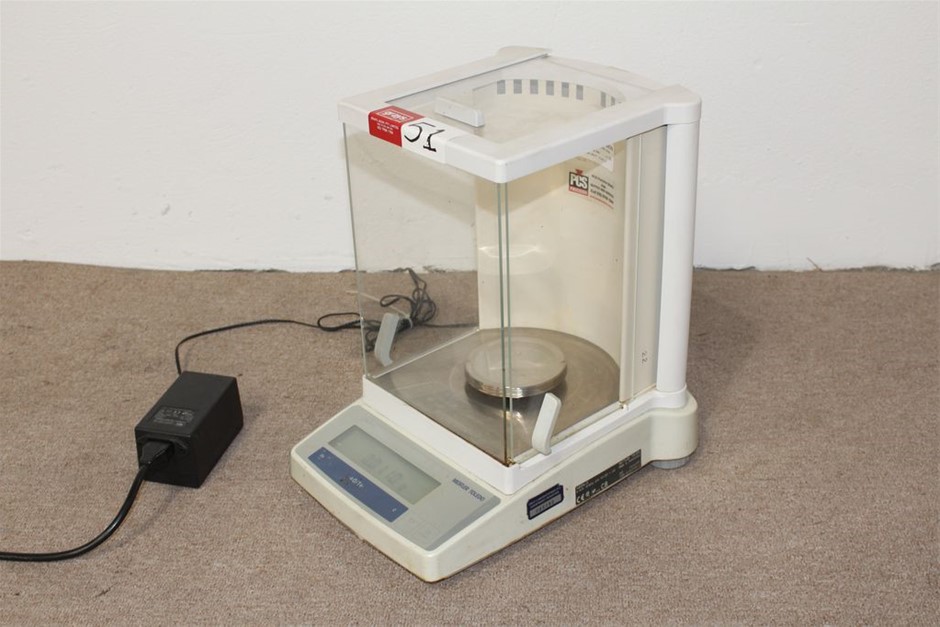 Analytical Balance "Mettler Toledo"