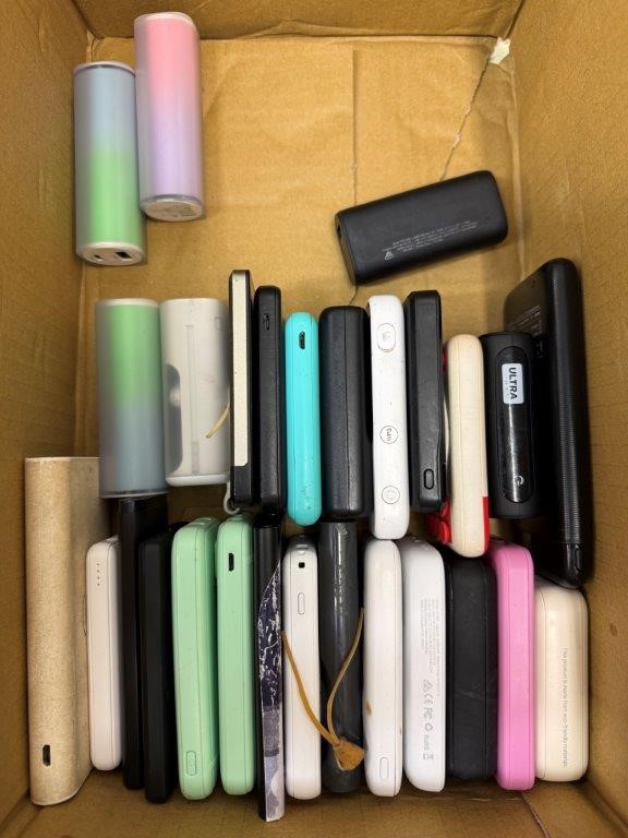 Approx 25 x Assorted Power Banks