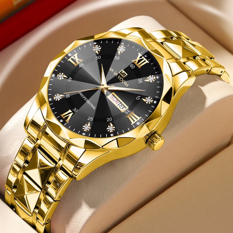 High Quality Simulated Diamond Men's Quartz Watch, Gold/Black