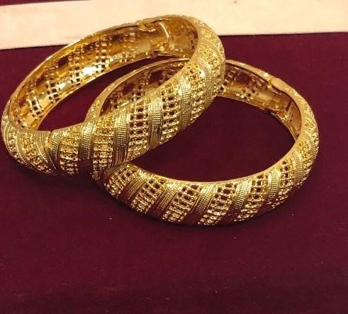 4pcs x 22K/Italy  Yellow Gold Filled  Bangles  with stamp-60mm