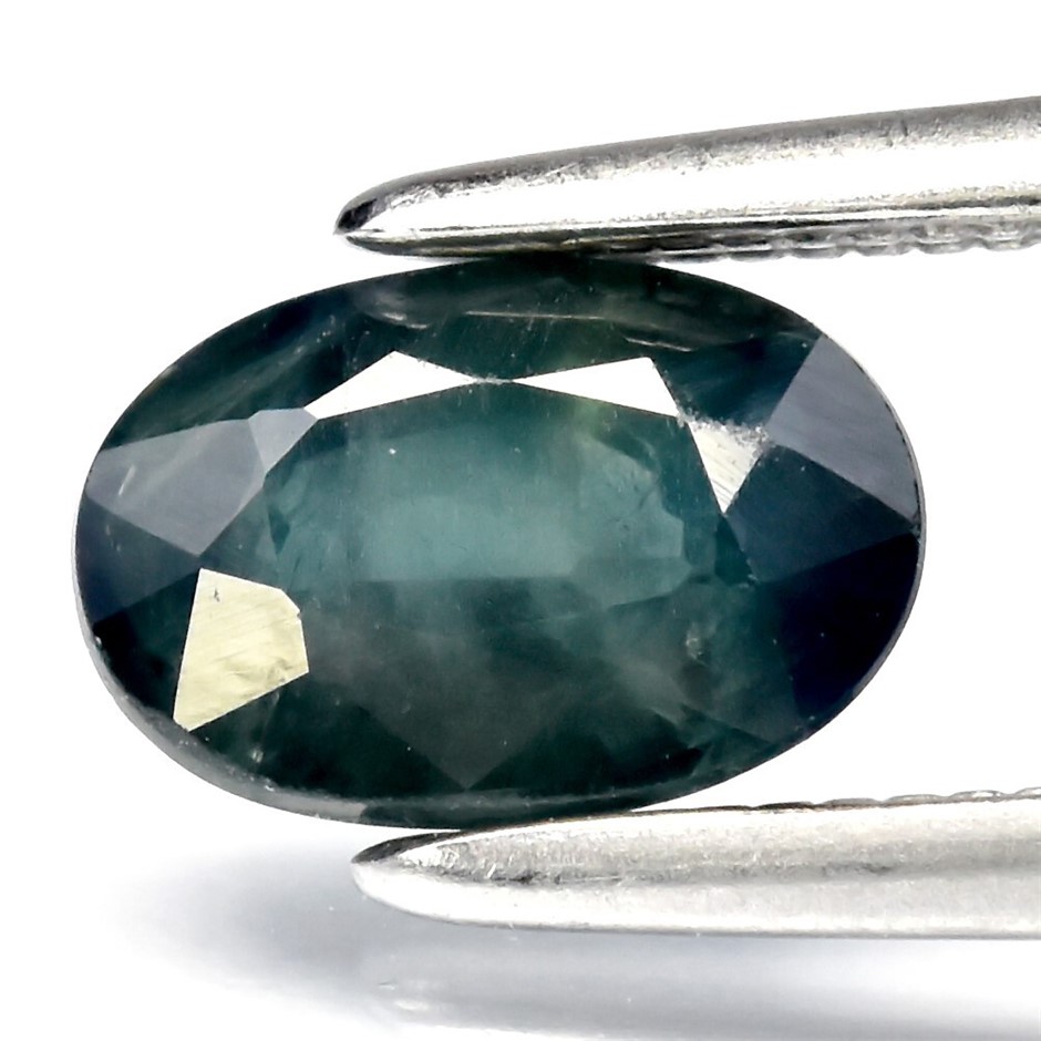 0.96ct Oval Facet Cut Bluish Green Sapphire Gemstone - 1Pc