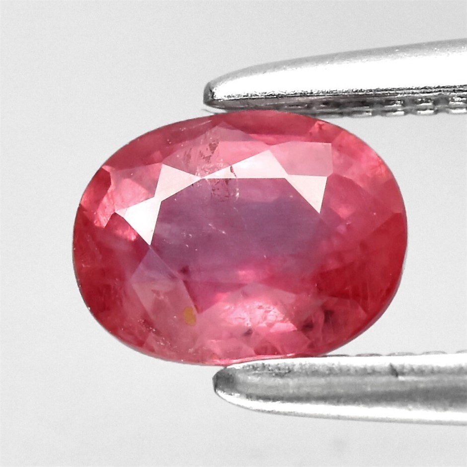 0.55ct Oval Facet Cut Pink Sapphire Gemstone - 1Pc