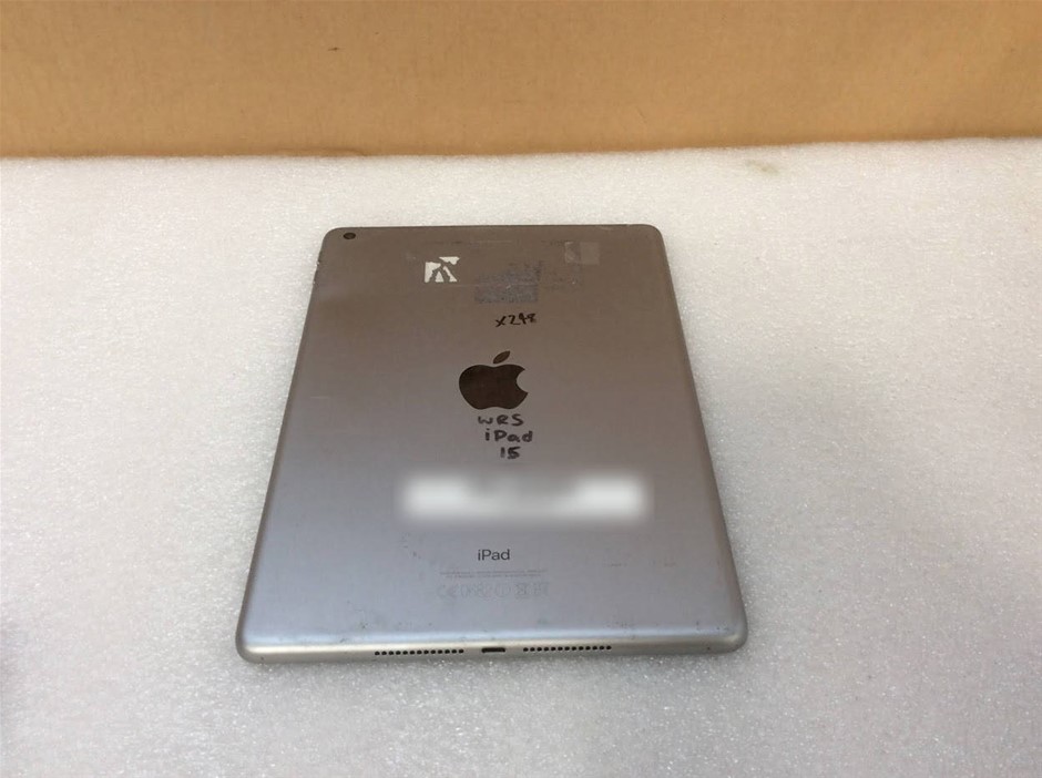 APPLE IPAD 5 (A1822) 128GB Tablet