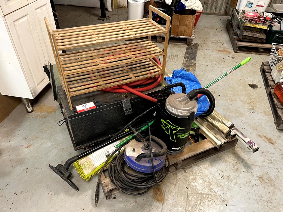 <p>Cleaning Equipment, Swag and Blinds</p>