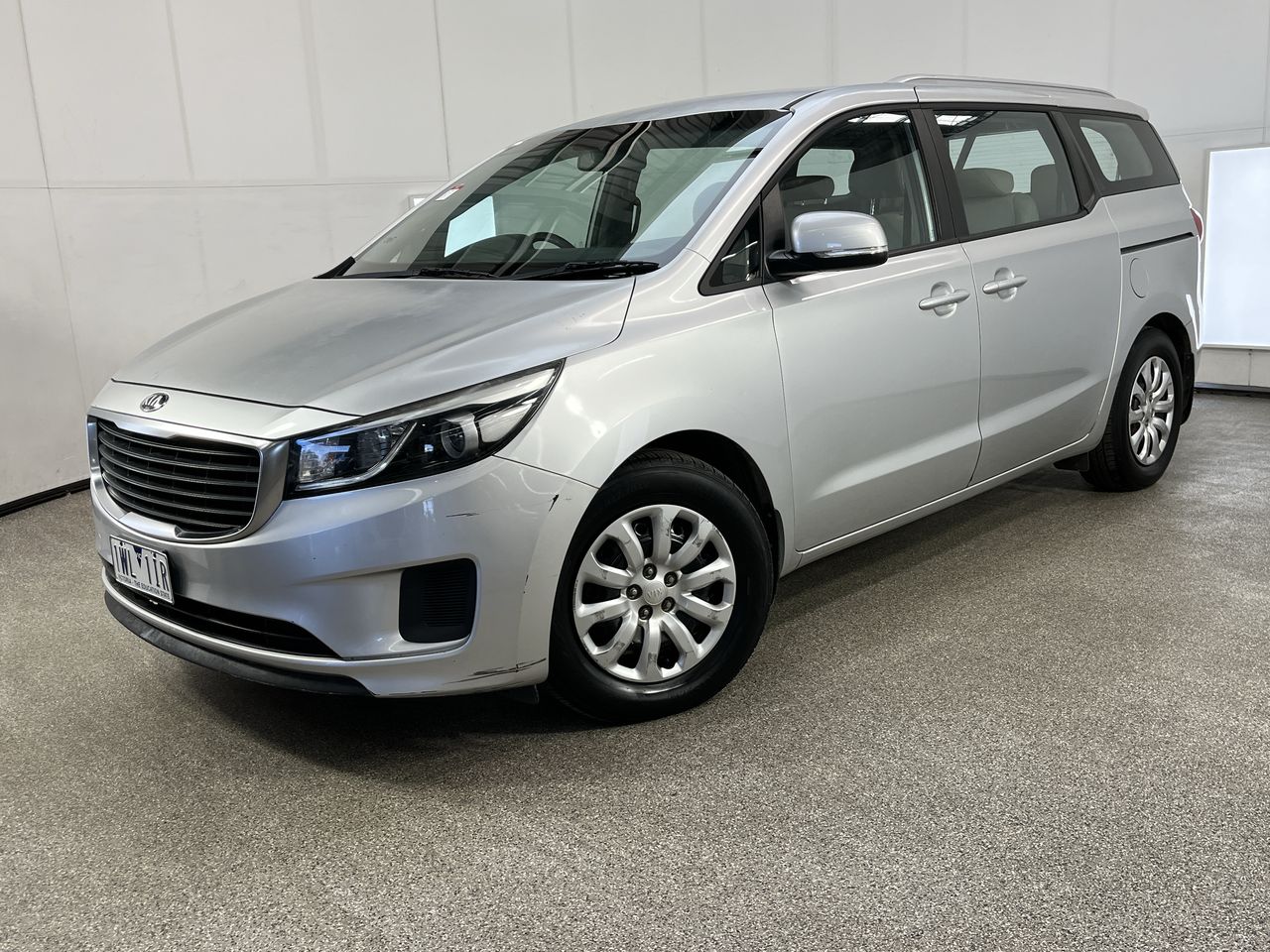 2016 Kia Carnival S YP Automatic 8 Seats People Mover