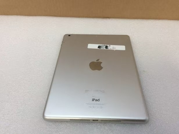 APPLE IPAD AIR (A1474) Tablet 32GB