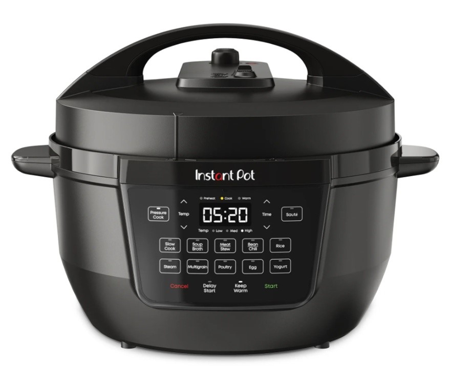 INSTANT Pot RIO Wide Base Multi Cooker 7.1L. NB: Minor use, no box