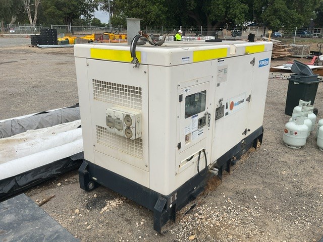 <p>Powerlink GMS30KS Generator</p>