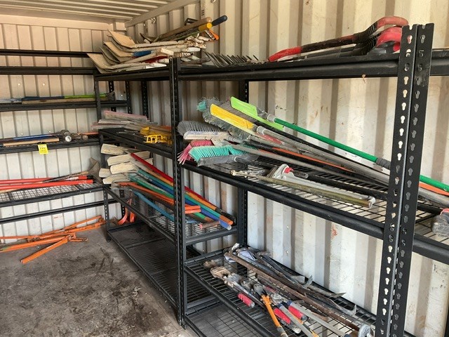 Contents Of 6 x Shelves