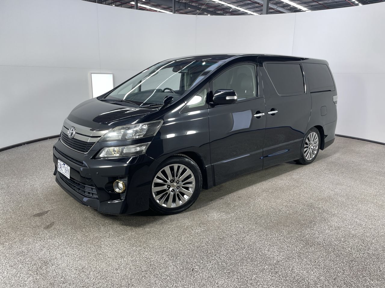 2013 Toyota Vellfire Welcab 20 Series Automatic 7 Seats Van