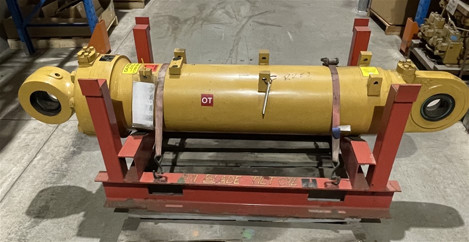 Cylinder Blade Tilt LH