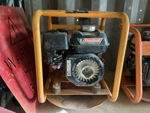 Petrol Driven Flextool Worm Drive