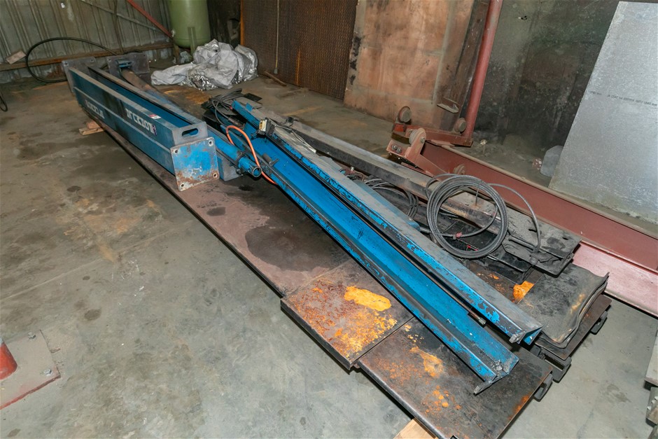 Formula KD430WR 4 Post Hydraulic Vehicle Hoist