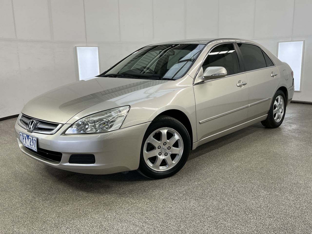 2005 Honda Accord V6 7th Gen Automatic Sedan