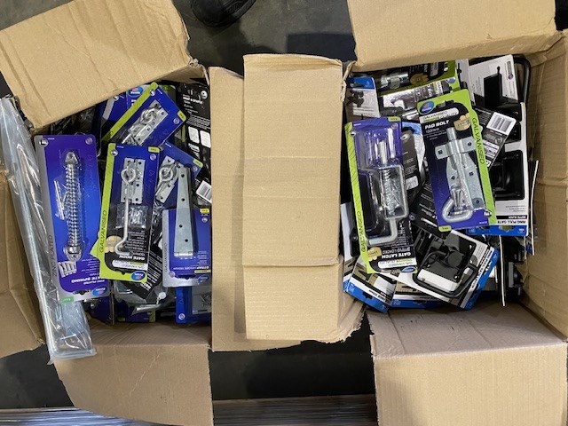 <p>Large Qty of Unused Gate Hinges, Pad Bolts & Hardware</p>
