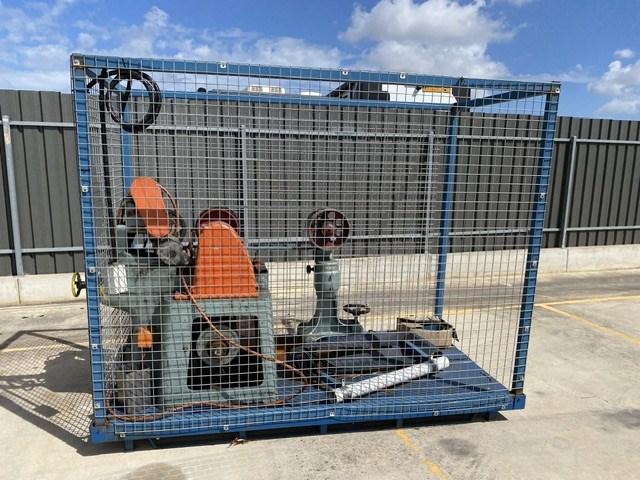 <p>Belt Sander in Mesh Cage</p>