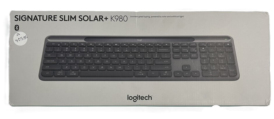 Logitech Signature Slim Solar