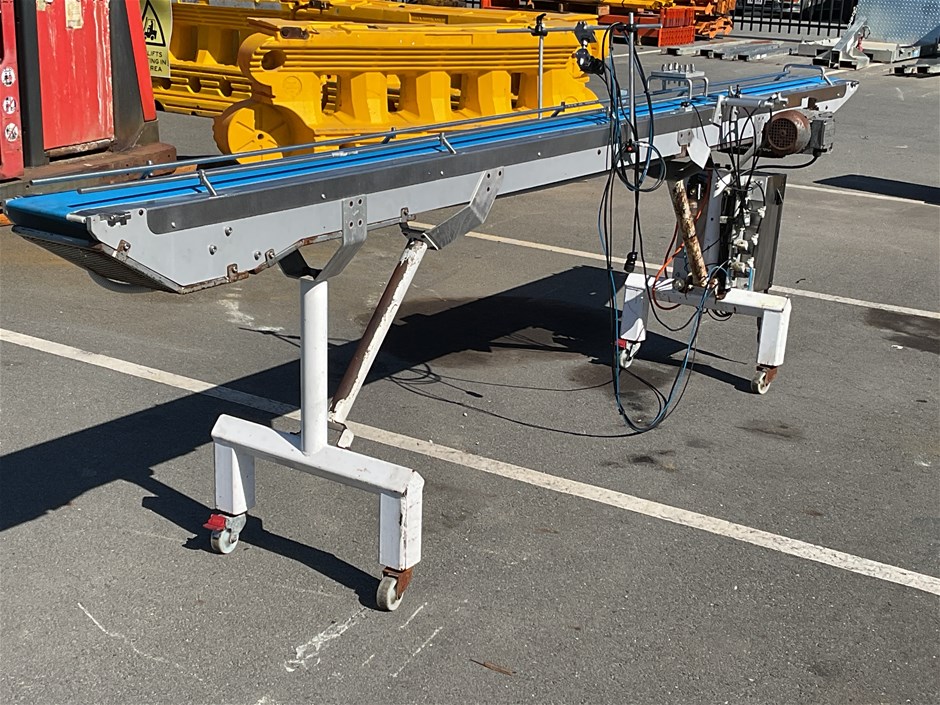 Large Unreserved Site Clearance Sale