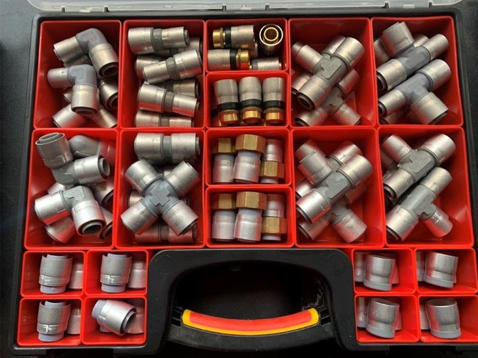 New Quality Large Sized Carry Case with Buteline Joiners