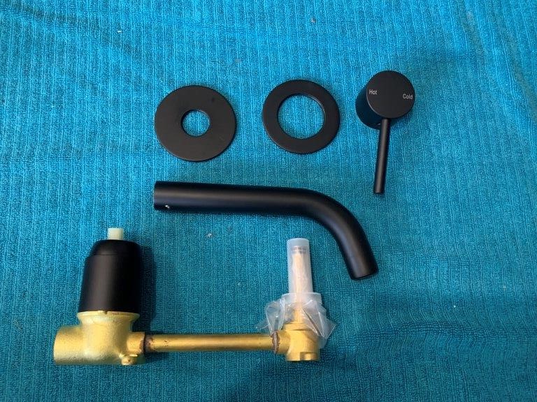 New in Box Multitude Spout and Mixer Combination - Quantity 1