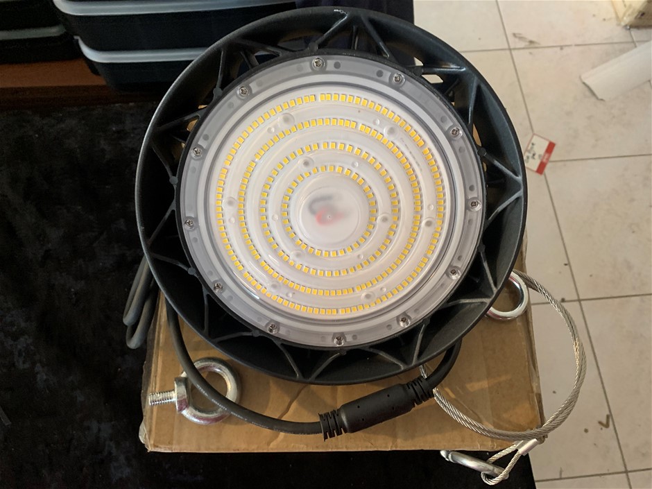 New In Box LED High Bay Light, 100 Watt
