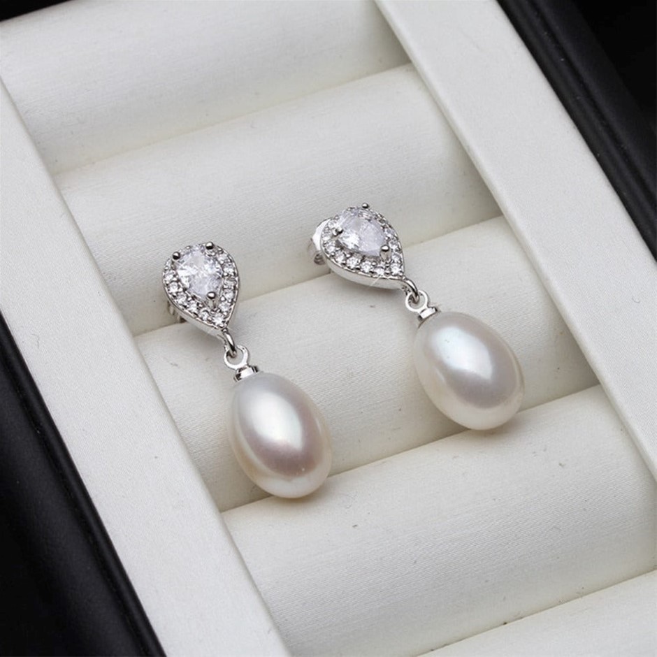 BIJ'OR - Stunning Simulated Diamond & Pearl Drop Earrings, RRP $59