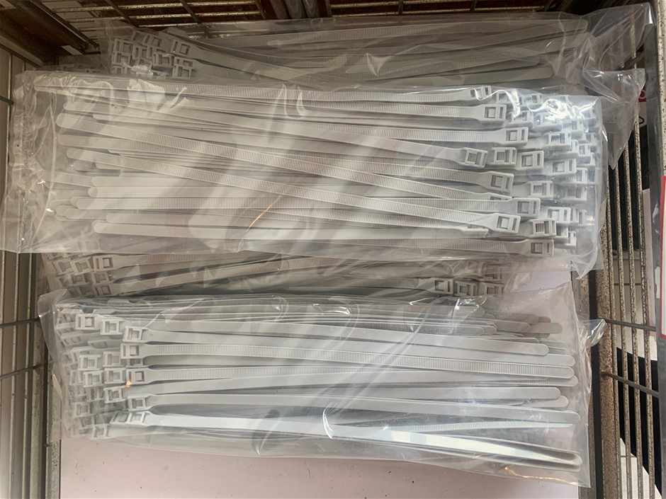 New in Packaging Nylon Cable Ties, 10mm x 400mm - Quantity 6