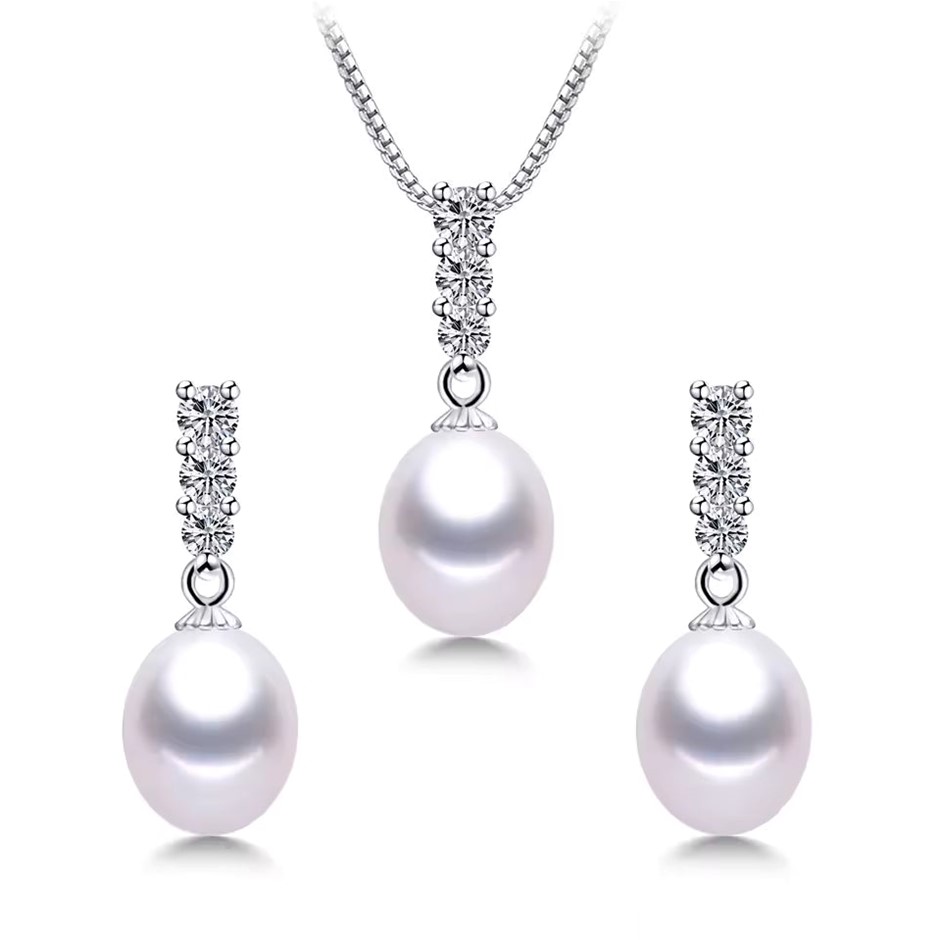 BIJ'OR - Genuine White Freshwater Pearl and Simulated Diamond Drop RRP 99