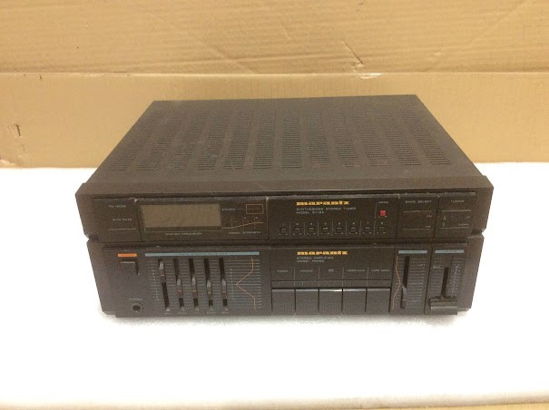 Marantz ST153 Synthesized Stereo Tuner and PM153 Stereo Amplifier