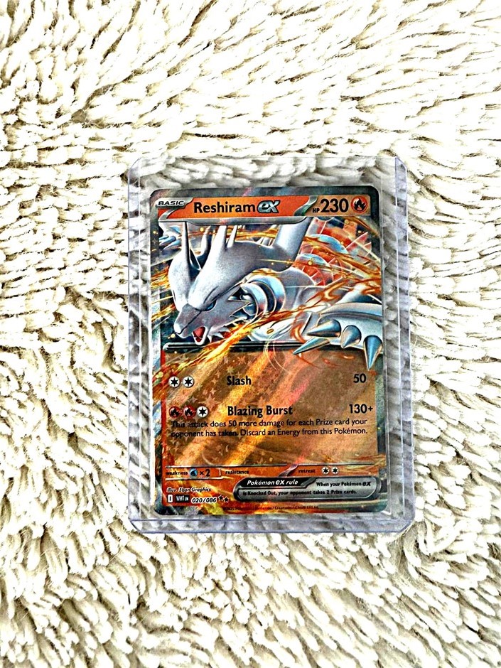 Raw english Pokémon Reshiram ex from English w/ artwork & collector appeal.