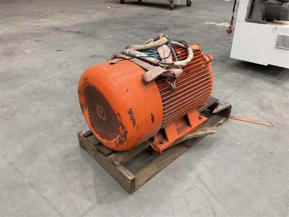 Champion 3 Phase Motor: Type: 5GA280MB-4