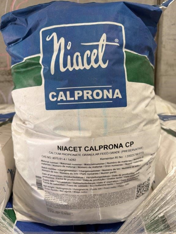 Approx. 40 x DSM Nutritional Products Niacet Calprona CP 25kg bags