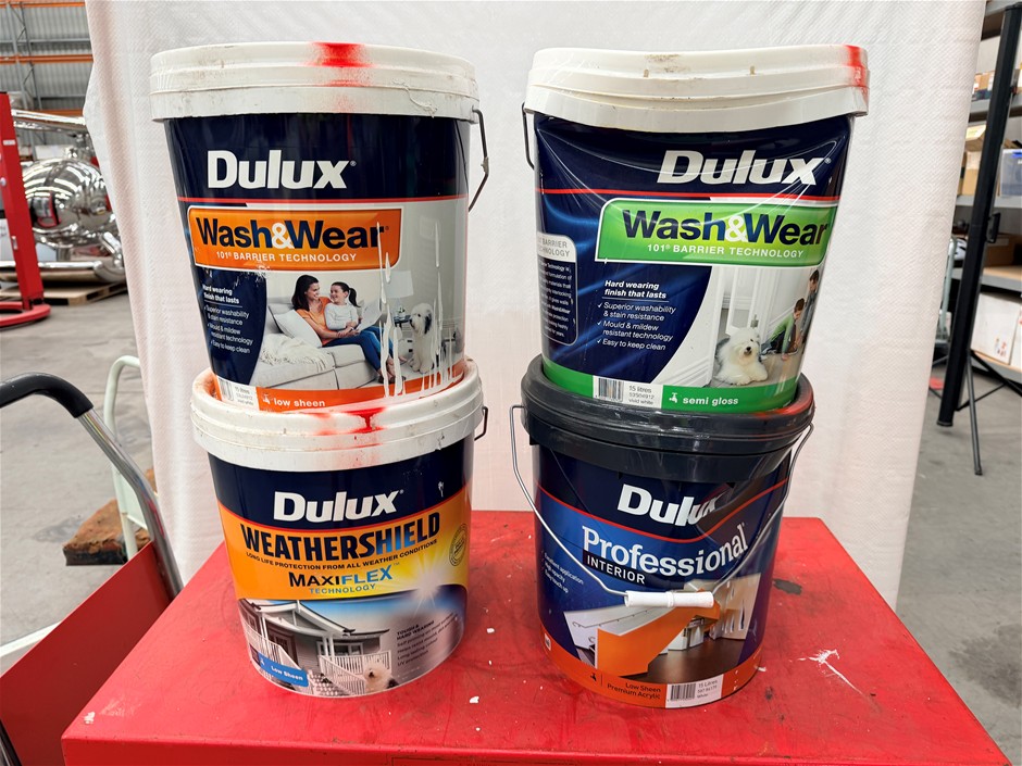 Assorted 15Lt Tins of Paint x 4