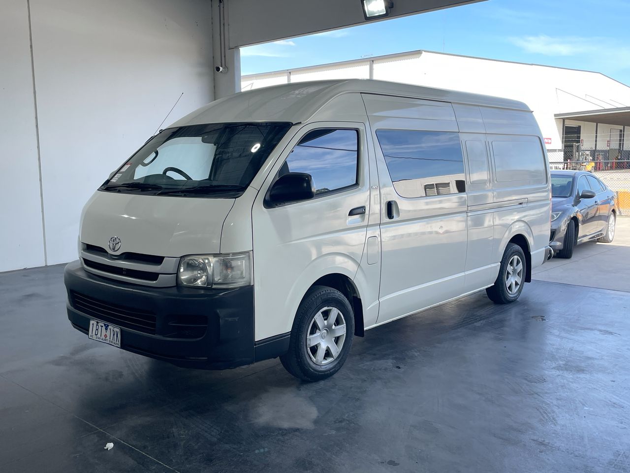 2009 Toyota HiAce SUPER LWB TRH221R Manual Van