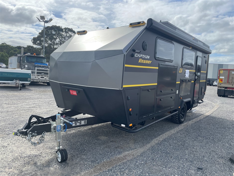 2025 Captain Roamer Caravan