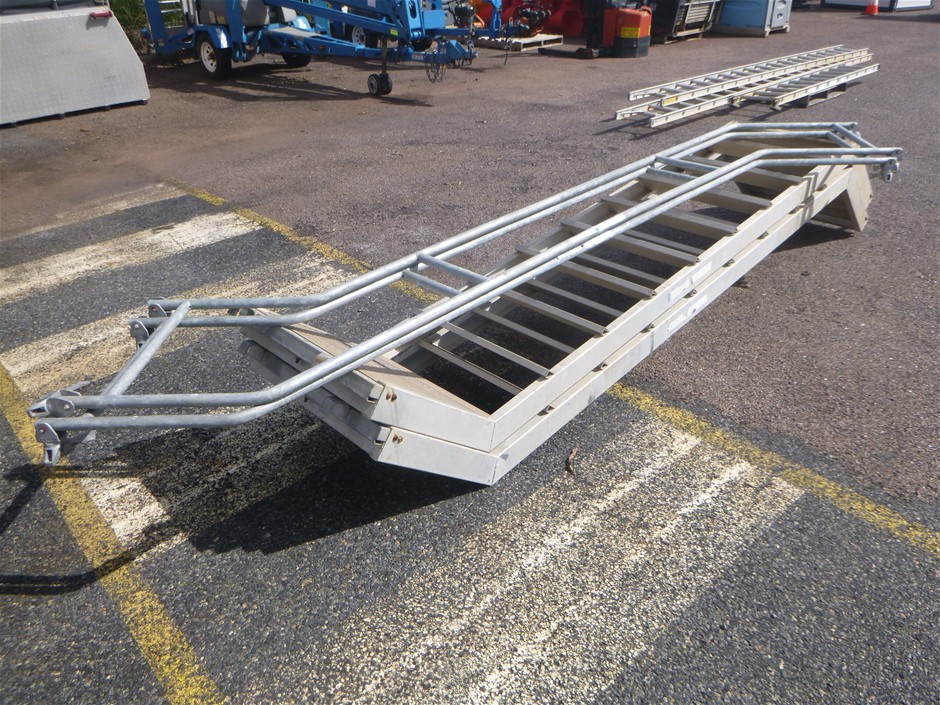 <p>2 x Aluminum AT-PAC Stairs and Handrails</p>