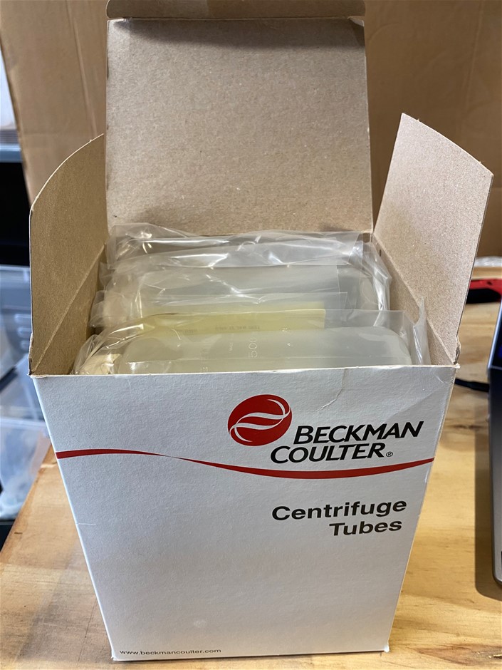 Centrifuge Bottle Assembly