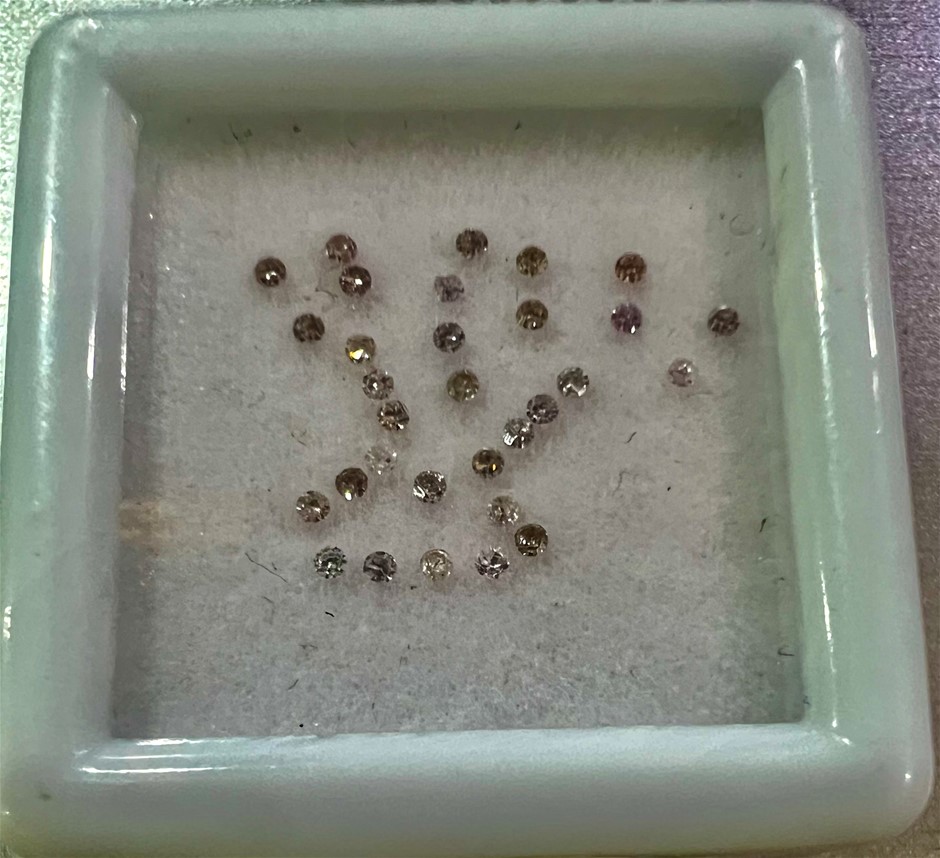 0.20 pink various diamonds