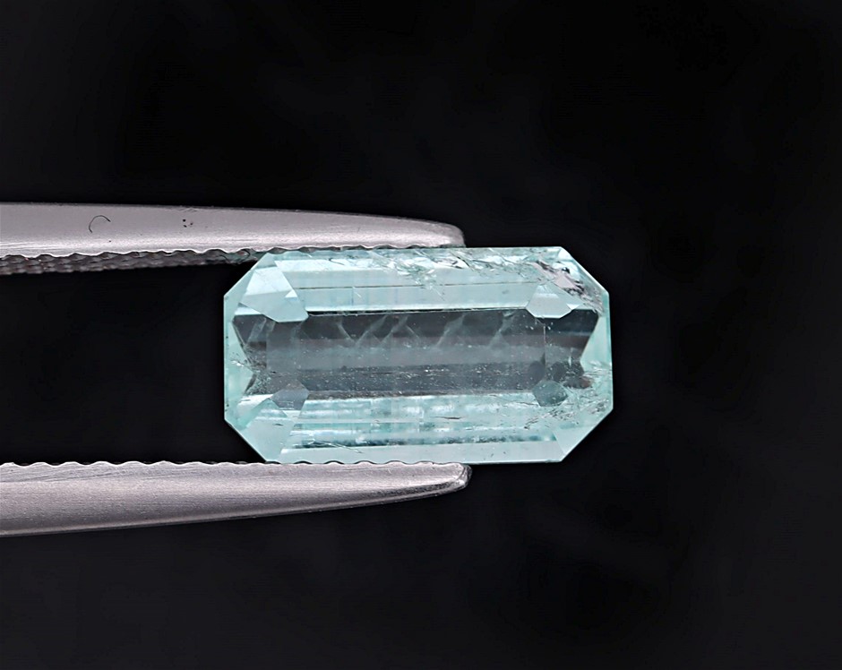 2.62 Carats Green Emerald